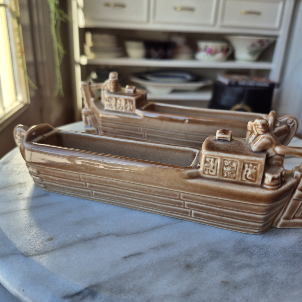 Wade Barge/ Boat/ Ship